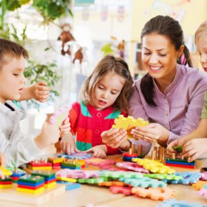 kinder lernen zusammen